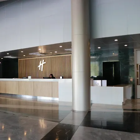 Holiday Inn Monterrey-Parque Fundidora, an IHG Hotel-3